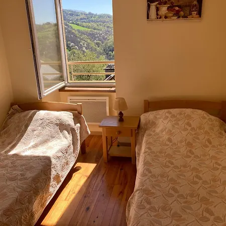 Casa de Férias Loustalou For 8 People Castelnau-de-Mandailles